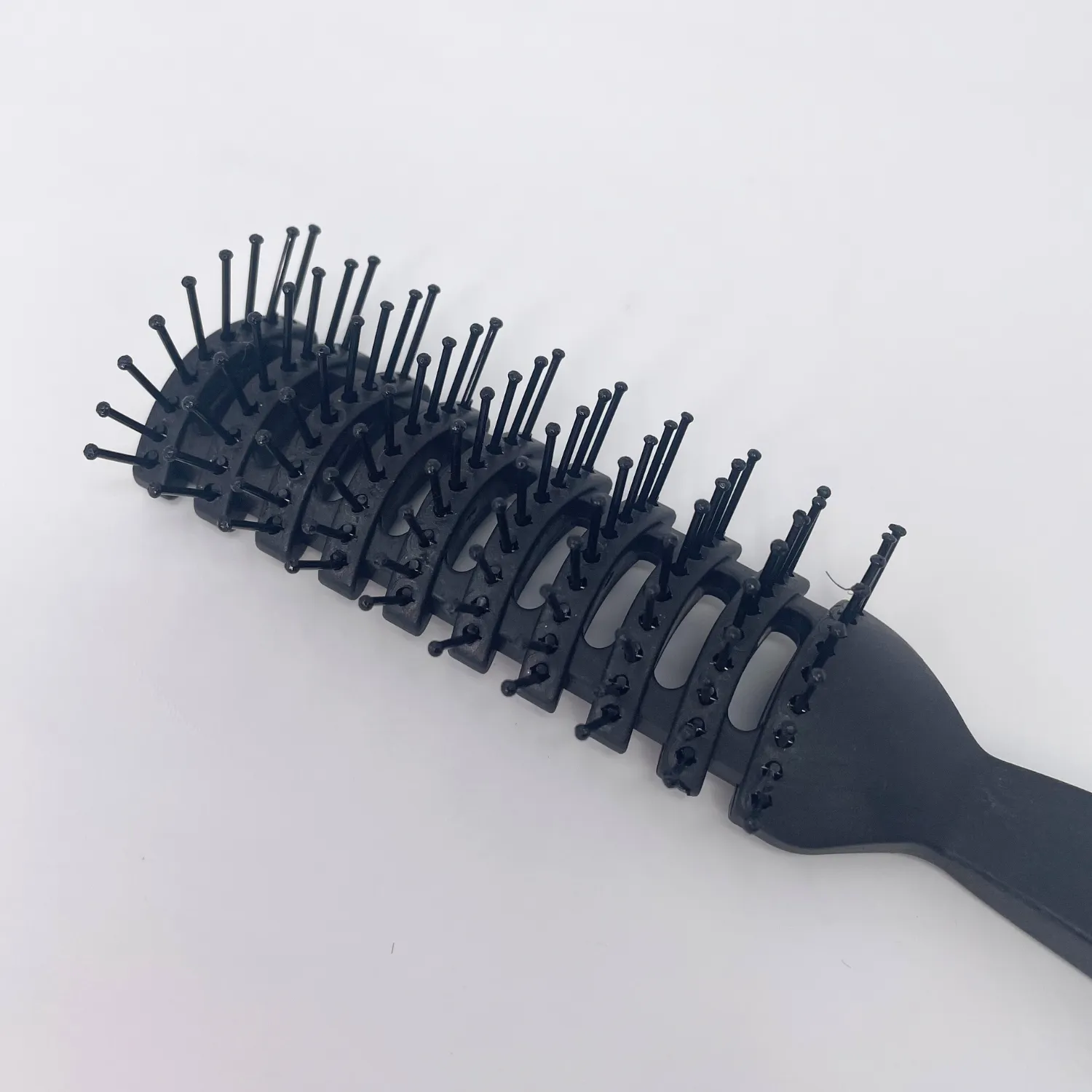 ELV8 Magic Styling Brush