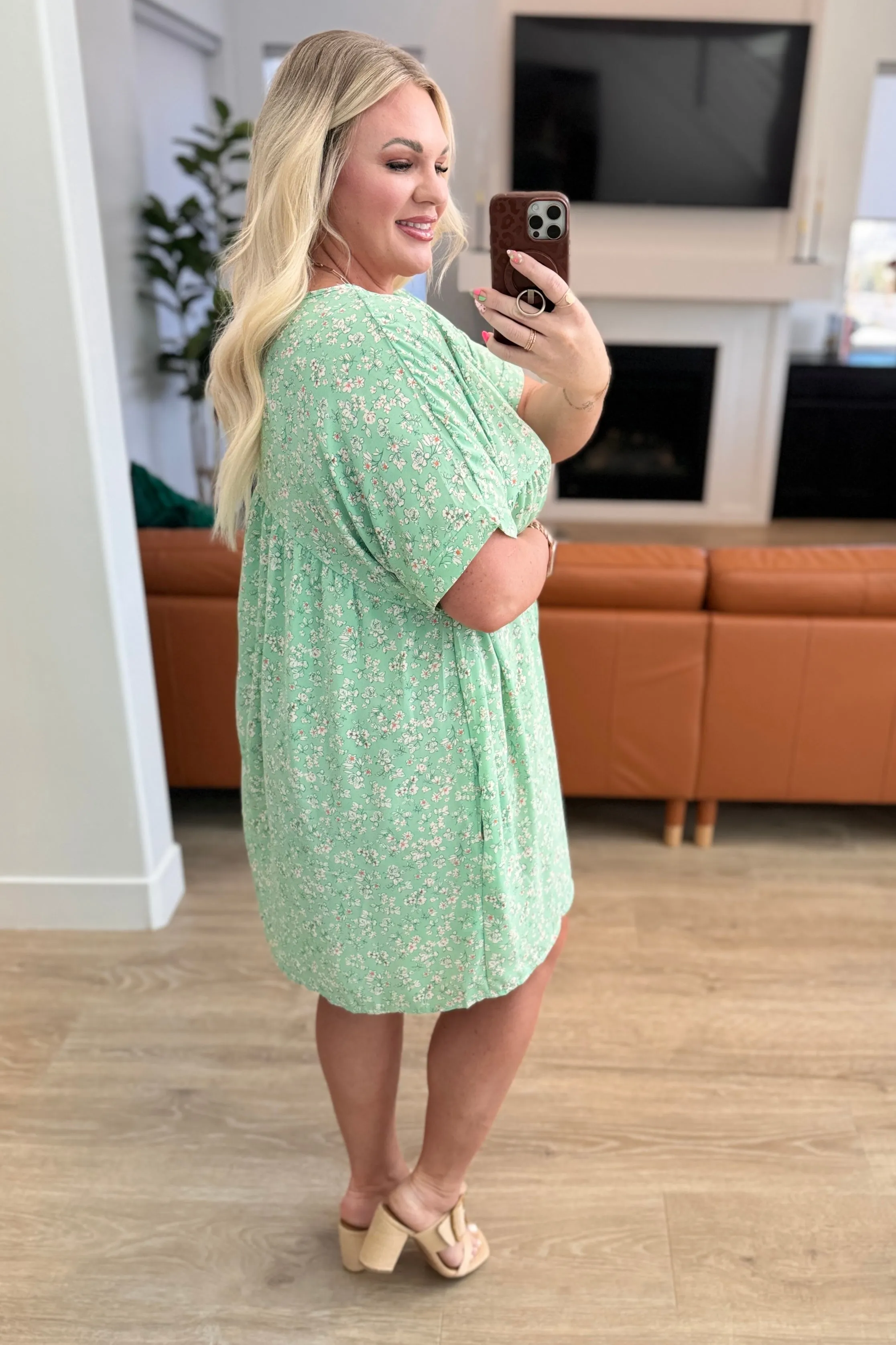 Rodeo Lights Dolman Sleeve Dress in Mint Floral