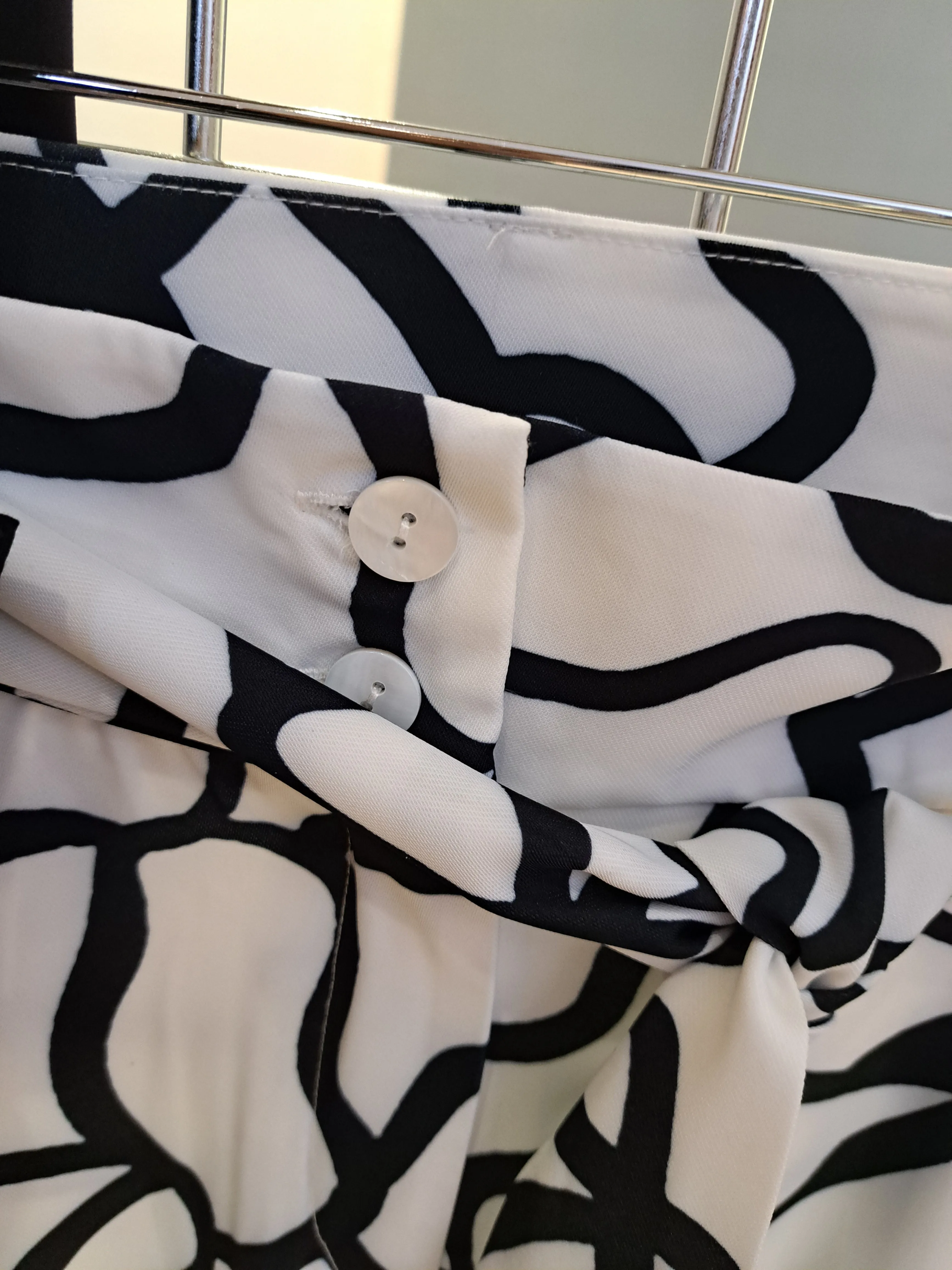 Uchuu Black and White trousers